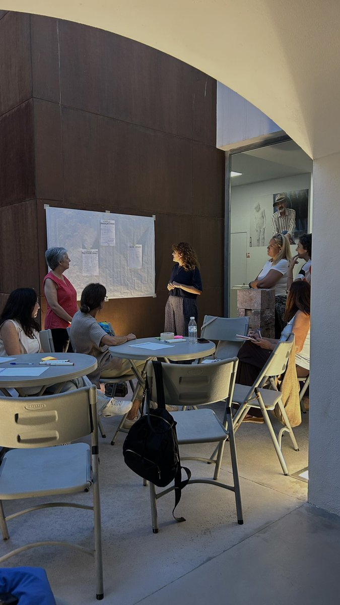 cmcmalaga's tweet photo. 📝Un resumen visual de nuestro primer encuentro como Círculo de Mediación Cultural Malága, donde pudimos plantear diversas cuestiones sobre el papel del público, la institución y nuestra realidad como mediadorxs culturales. https://t.co/gG29RaZhzv