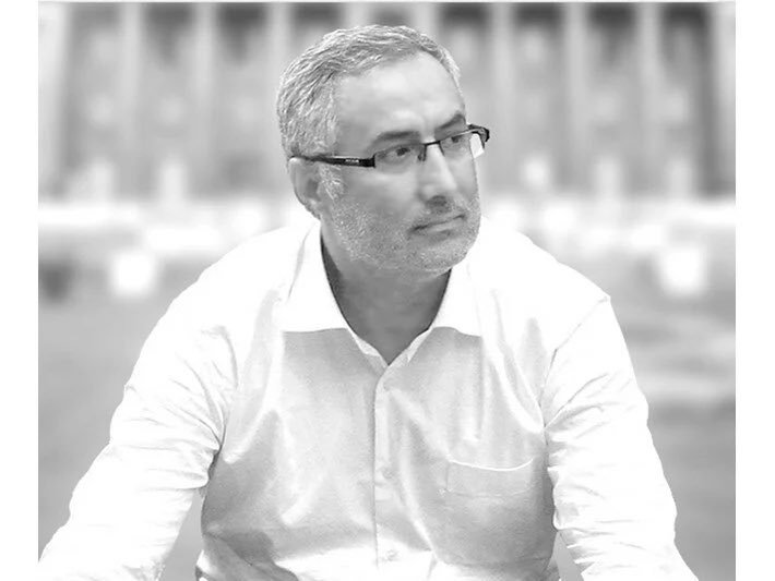 Teacher_4706's tweet photo. YURT ATAYÜN'Ü UNUTMAMAYACIZ ⚠️🚨 

Eski İstanbul Emniyet Müdürü Atayün, 17-25 Aralık yolsuzluk soruşturmaları sonrası hukuksuz rejim tarafından gerçekleştirilen polislere yönelik operasyonda tutuklandı. 

(22 Temmuz 2015)

⁉️Cezaevleri DolduTaştı ⁉️ https://t.co/NsAOwQTdwz
