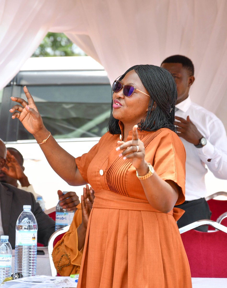 _esther_mirembe's tweet photo. Me and my @BusogaConsorti1 Secretariat team in full participation at the final day of the Busoga prayer week in Mayuge. We that you God for such a wonderful day that you offered to us. https://t.co/QbABRj5qzp