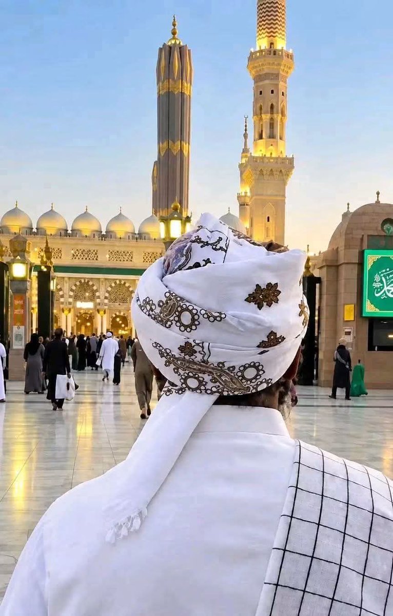 Abdulla92091082's tweet photo. ماشاءاللہ چاند سعودی میں دیکھائی دیں رہے ہیں۔ https://t.co/fBynnOiaQx