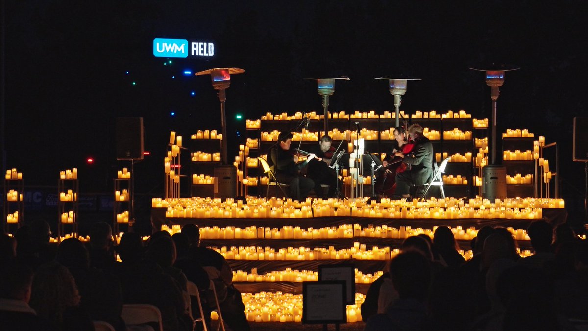 uspbl's tweet photo. A night dedicated to the King of Pop 🕯️

Thank you to everyone who joined us for the Candlelight Concert at UWM Field! https://t.co/yB292i3i5U