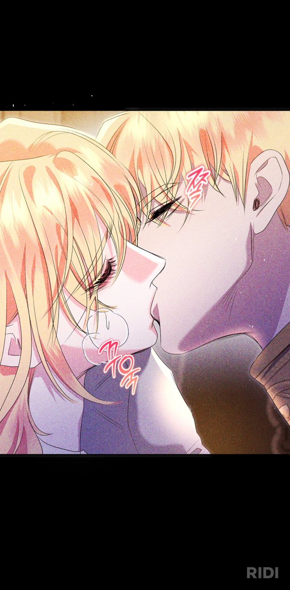 Fflleabbaggg's tweet photo. Aren’t they siblings?! 😭 What are they doing like this? FL had a nightmare and this was the nightmare. Is this actually a nightmare, or did she see a memory from the past? And is she responding to him too, or is it just me? 😳 https://t.co/9sjVeceAKF