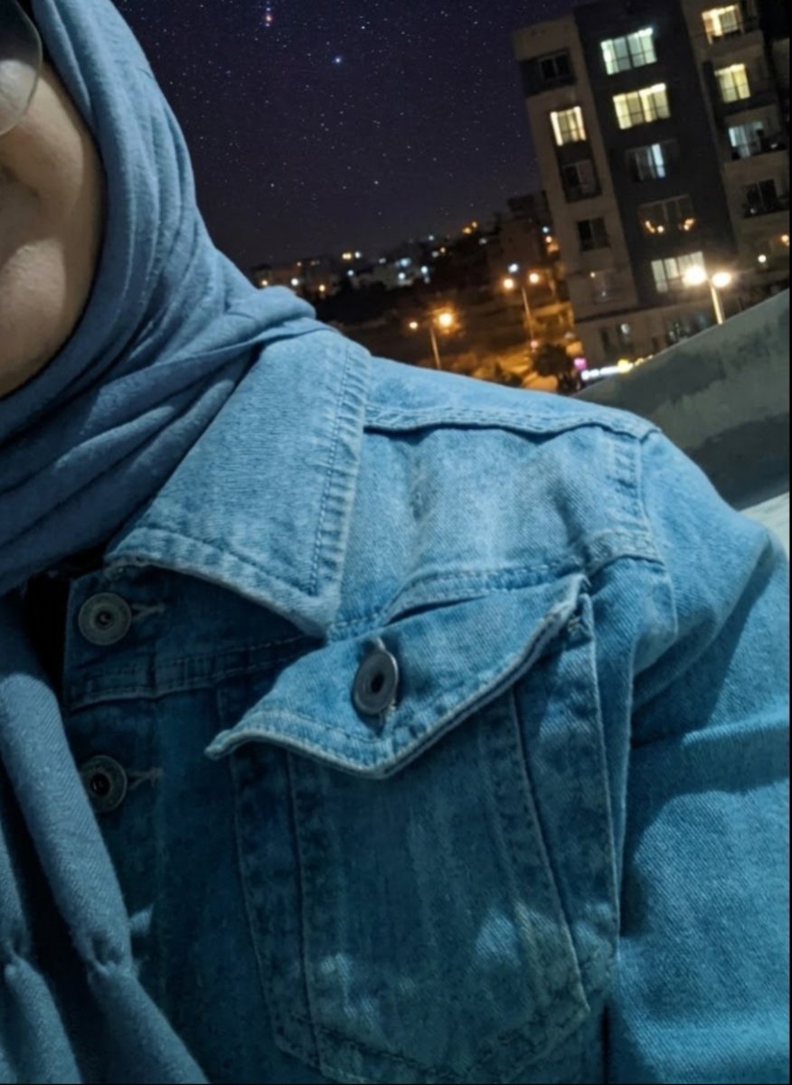VuslattaVuslat's tweet photo. Çünkü bazen sessizlik,
yorgun bir kalbin dua biçimidir.
Bir fincan soğumuş kahve, belki bir bardak yüreğini ısıtan çay ! 
Bir pencere kenarı,
biraz gece…
Hepsi senden yanadır. ✨🥹🌙 https://t.co/XW9TqNj9Fl