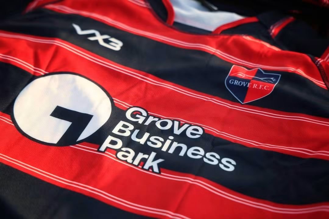 GroveRFC's tweet photo. SPONSOR SHOUT OUT!

A huge thank you to our main shirt sponsor for this season, Grove Business Park! Grove Business Park

Grove Business Park proudly sponsors both our Senior teams and our Minis &amp; Juniors, supporting players right across Grove RFC. https://t.co/gx21jcedhM