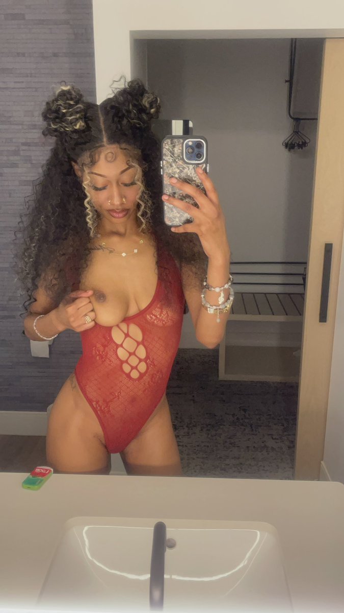 shewicked_'s tweet photo. #TT 🍒 https://t.co/RUEkdLmGzA
