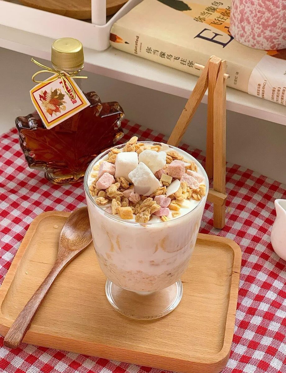 JudithL5dh's tweet photo. Café helado con leche de avena: mezcla 1 shot de espresso frío, 200ml de leche de avena y una cucharadita de miel, listo en 2 minutos!， https://t.co/pbLffHrXj1