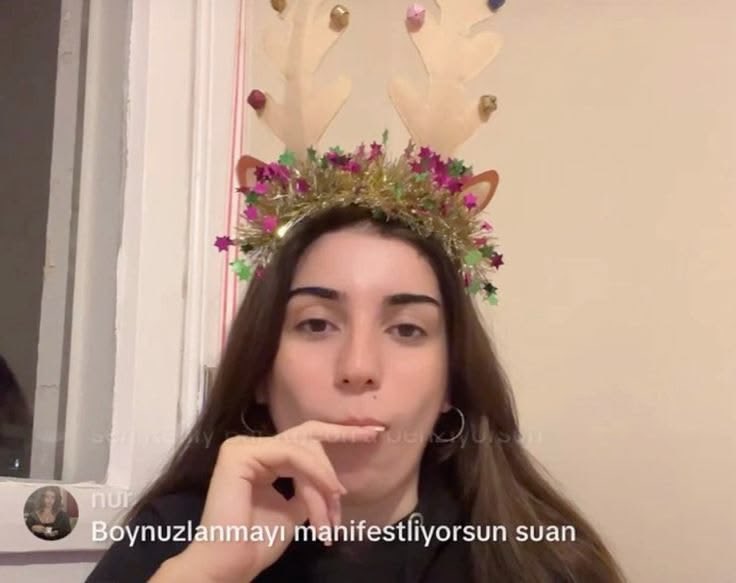 agrilisazlarr's tweet photo. dil belasi yuzunden soyledigimiz her seyin basimiza gelecegine inandigimiz icin biz https://t.co/LqHUXy9Lse
