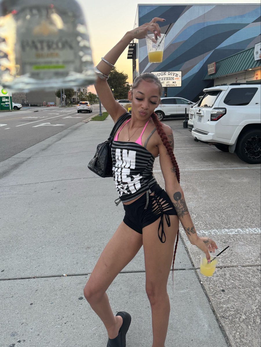 LUVVLIA's tweet photo. #superthick🤭 https://t.co/wI8Xnwhivi
