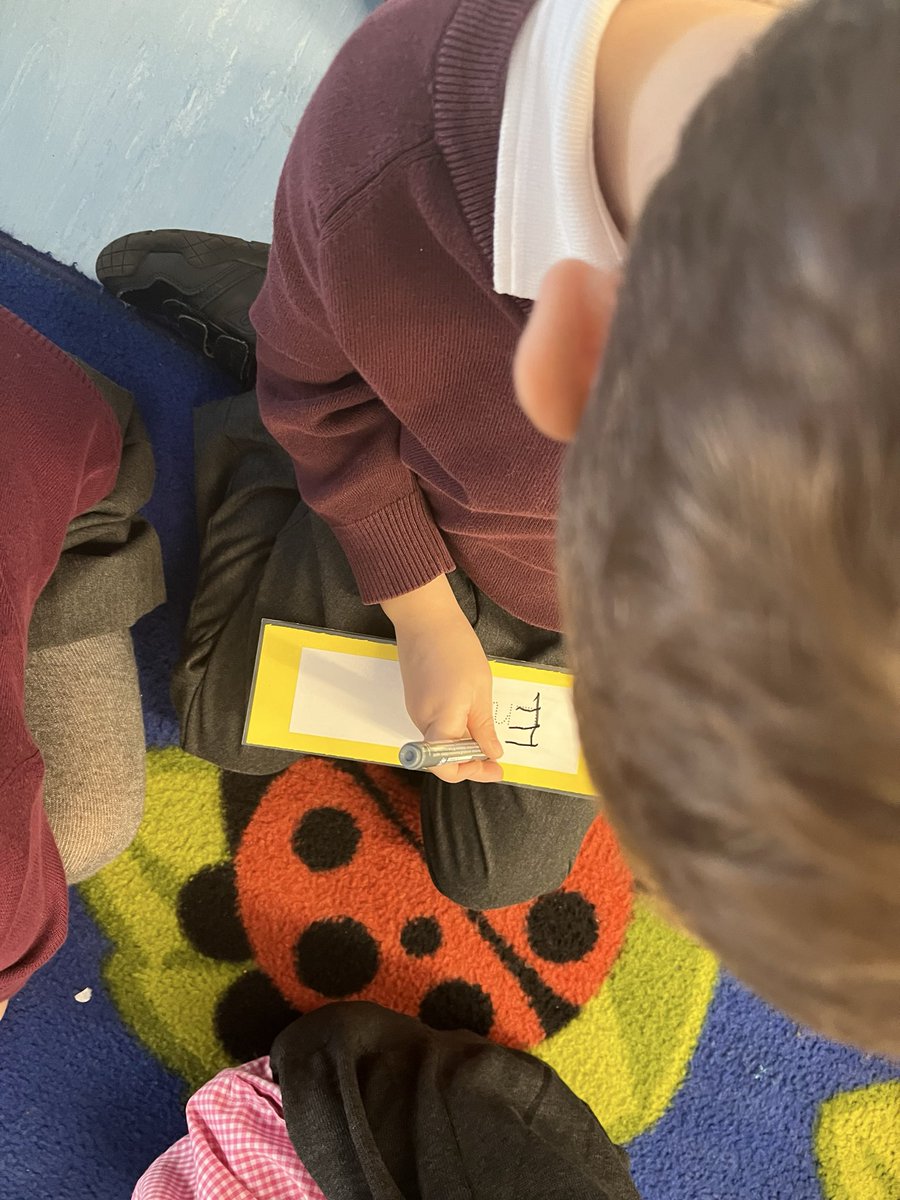 ReceptionBh's tweet photo. Developing our fine motor whilst practising our name writing. @busheyheathjm #busheyheathPD https://t.co/BP5XnjMbCz