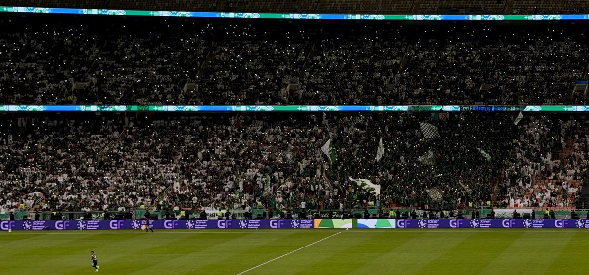 almudaraj1's tweet photo. المدرج الأخضر السعودي
يسرّ الناظرين 🇸🇦🦅💪🏻 https://t.co/iTvVgvuflZ