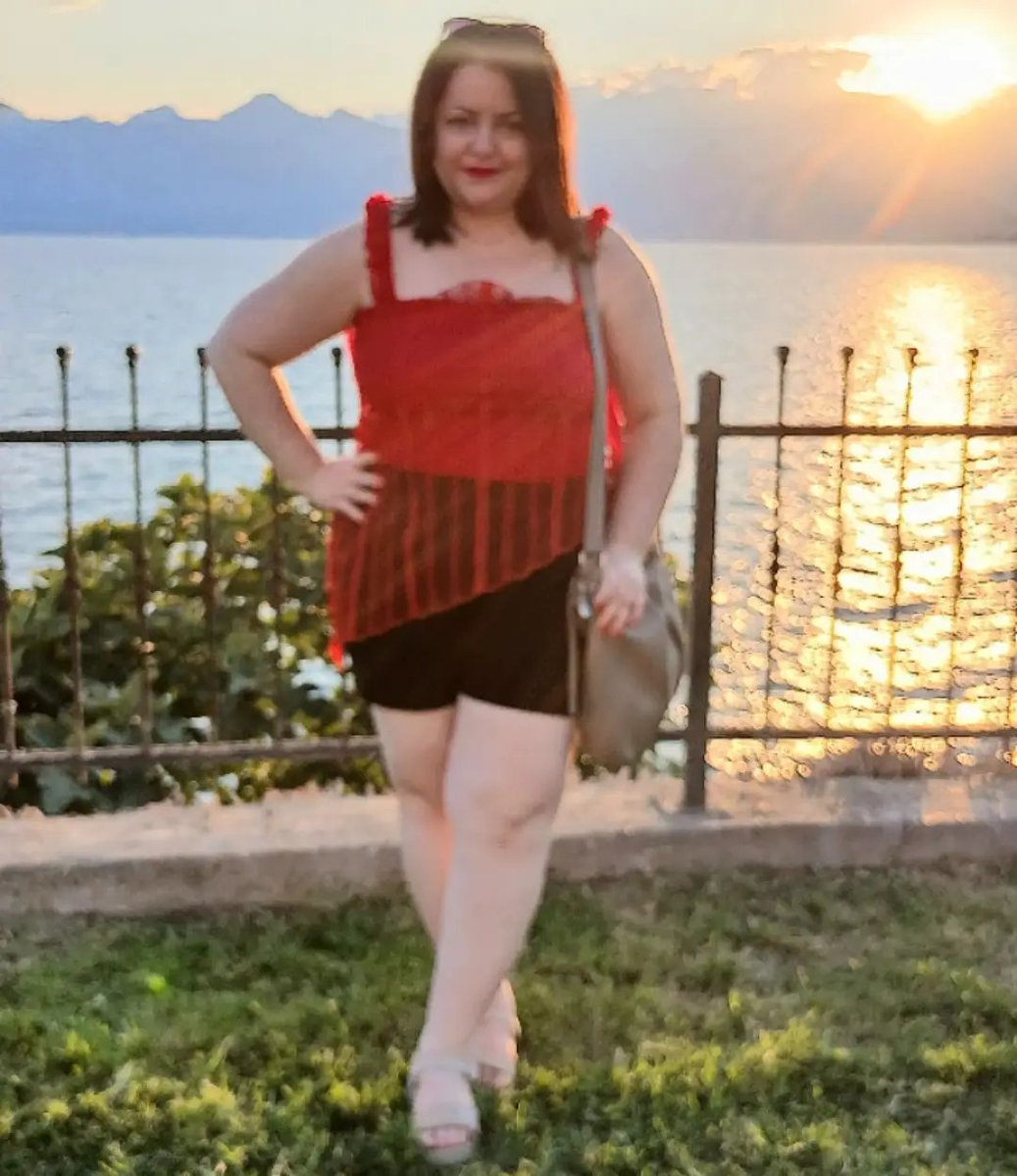 BilselY's tweet photo. #redlove #red #and #sunset 🌅❤️ https://t.co/6guXQ5JMmY