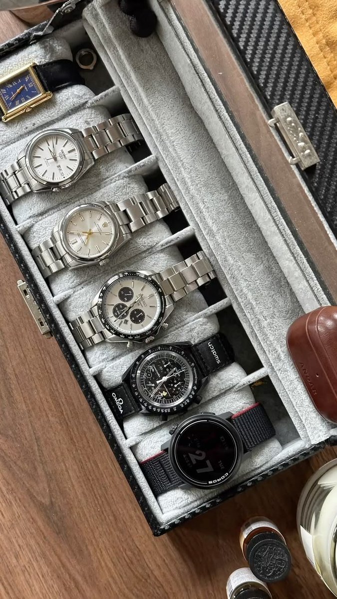 Prime_Asthetic's tweet photo. This is what a wardrobe should look like. https://t.co/QkeCeVBSz4
