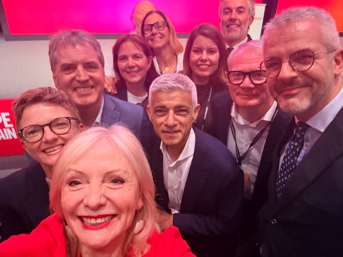 TracyBrabin's tweet photo. What a speech! The best for twenty years for sure. 

Mayors stand ready to be part of his success. 

Time to put the people first. https://t.co/2GSo0Sxqtt