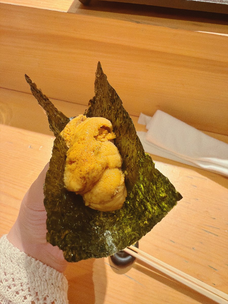 emoemochaan's tweet photo. 美味しすぎた😋お寿司やさん🍣
#日常垢 #料理好きと繋がりたい https://t.co/2Q9JOARsgE