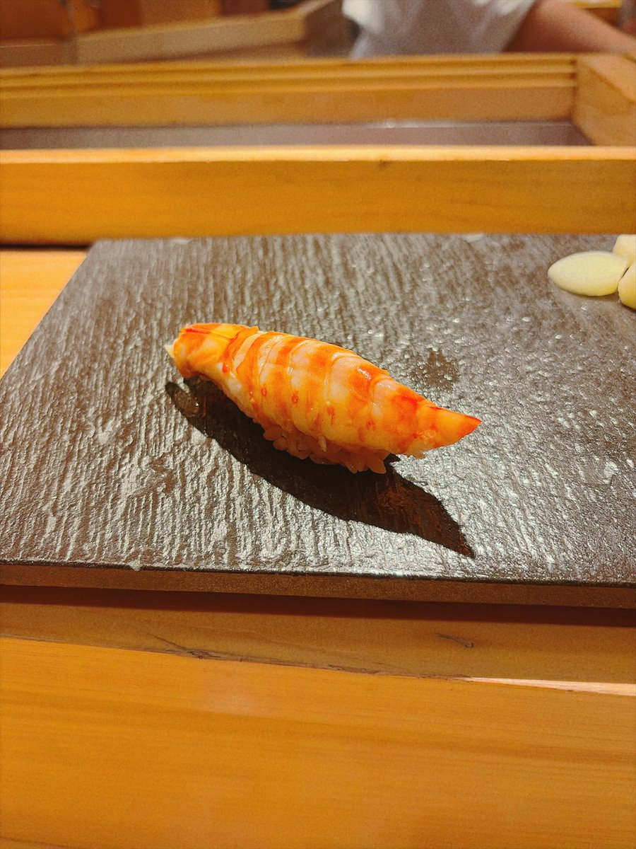 emoemochaan's tweet photo. 美味しすぎた😋お寿司やさん🍣
#日常垢 #料理好きと繋がりたい https://t.co/2Q9JOARsgE