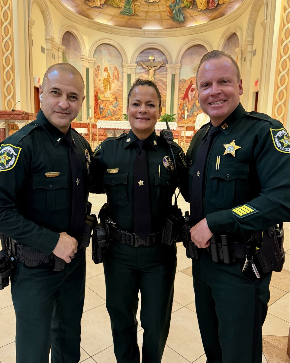 OrangeCoSheriff's tweet photo. Photos from today’s Blue Mass, honoring the first responders who serve our communities today and remembering those we have lost.

May we always remember and recognize the heroes who sacrificed their lives to protect and serve others. Their commitment, dedication, and s will never be forgotten.

#BlueMass #LawEnforcement #Commitment #Dedication #Service #Honor #Remember