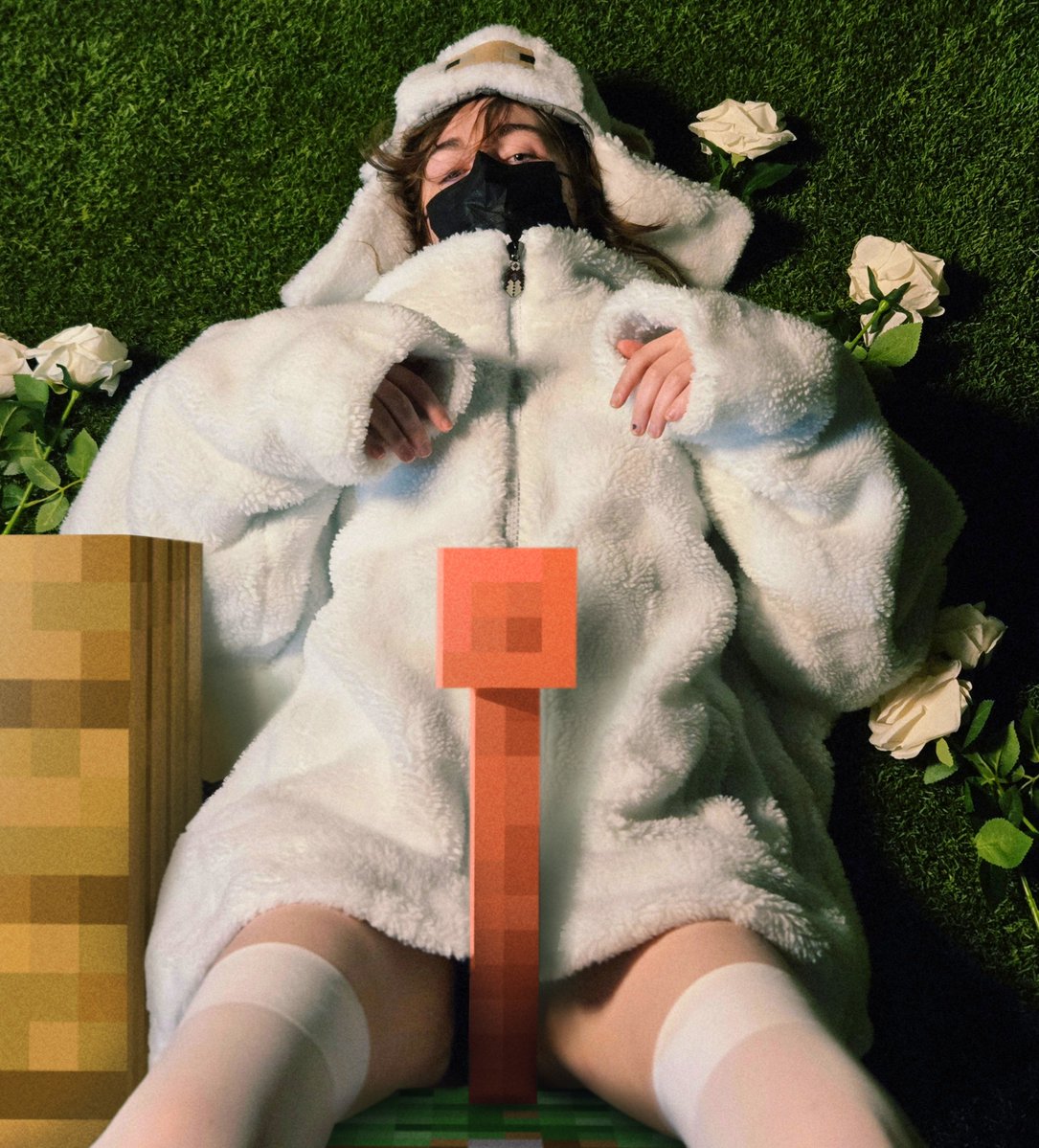 radraddles's tweet photo. my minecraft sheep cosplay 🐑 https://t.co/Wy3elN0IHf