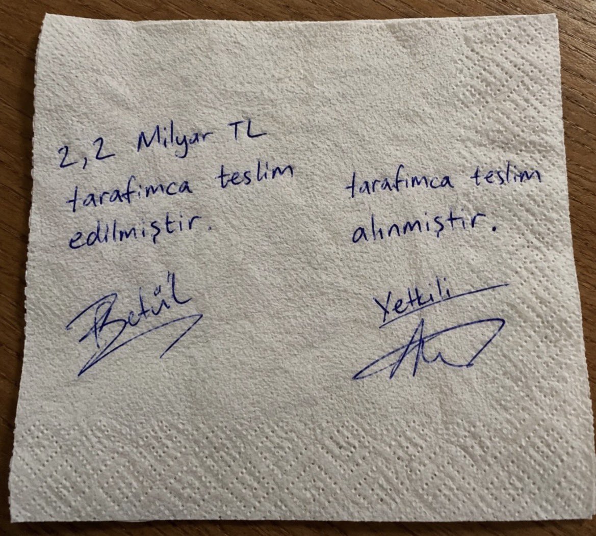 uzunyigit's tweet photo. Çok alem milletiz valla gelenlere bak. https://t.co/MroOeKi3YK