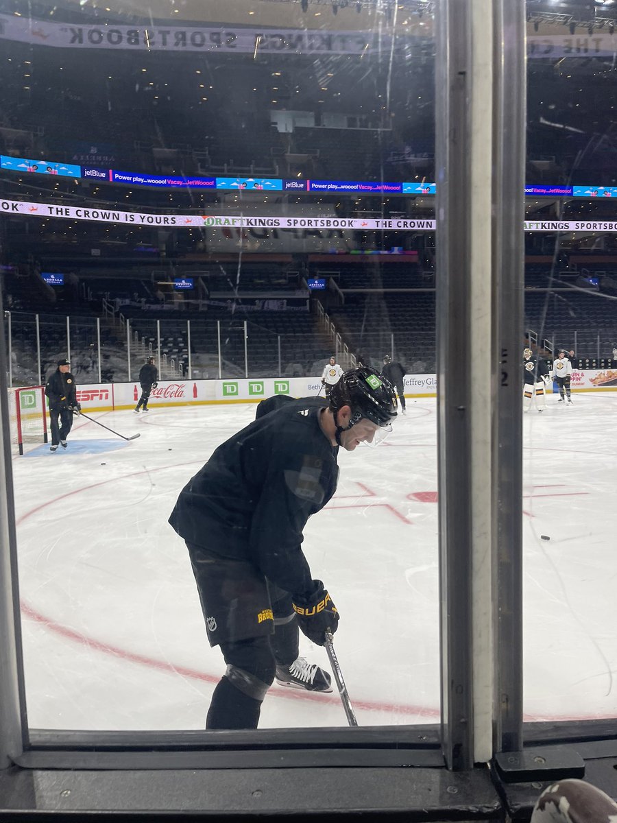 Peter_Baugh's tweet photo. Ex-Rangers D Will Borgen getting ready to take on his former team https://t.co/Uzu04fi9gl