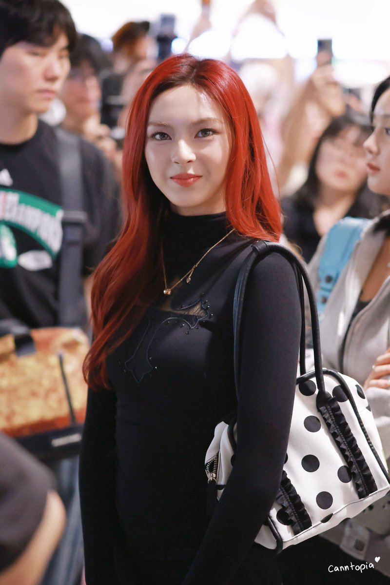 Canntopia_'s tweet photo. 260921
💘💘

#CHIQUITA #BABYMONSTER
#치키타  #베이비몬스터 https://t.co/cADnilWARV
