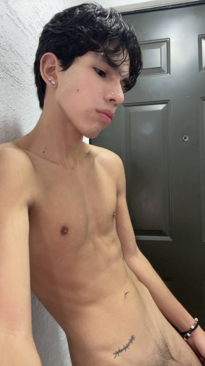 _sextonero's tweet photo. hey✌🏼 https://t.co/0yewirMMvh