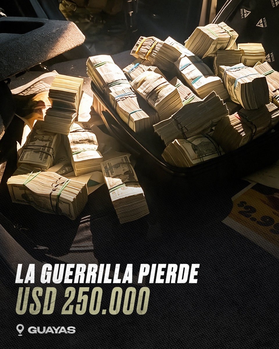 DefensaEc's tweet photo. 🚨 ¡LA GUERRILLA PIERDE USD 250.000!

➡️ La pista condujo hasta un automóvil relacionado con alias “Cantuña”, señalado como presunto integrante de los Comandos de la Frontera. Al intervenirlo, las autoridades encontraron USD 250.000 y 100 municiones calibre 9 mm. https://t.co/LRE2iPl6Qz