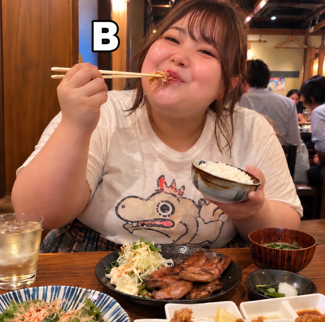 yabe_33X33's tweet photo. 初ディナーデート。
どっちに惚れた？

A：「ダイエット中だから」とかなり小食
B：「おいしい！」ってもりもり食べる https://t.co/vJwAKC8GCb