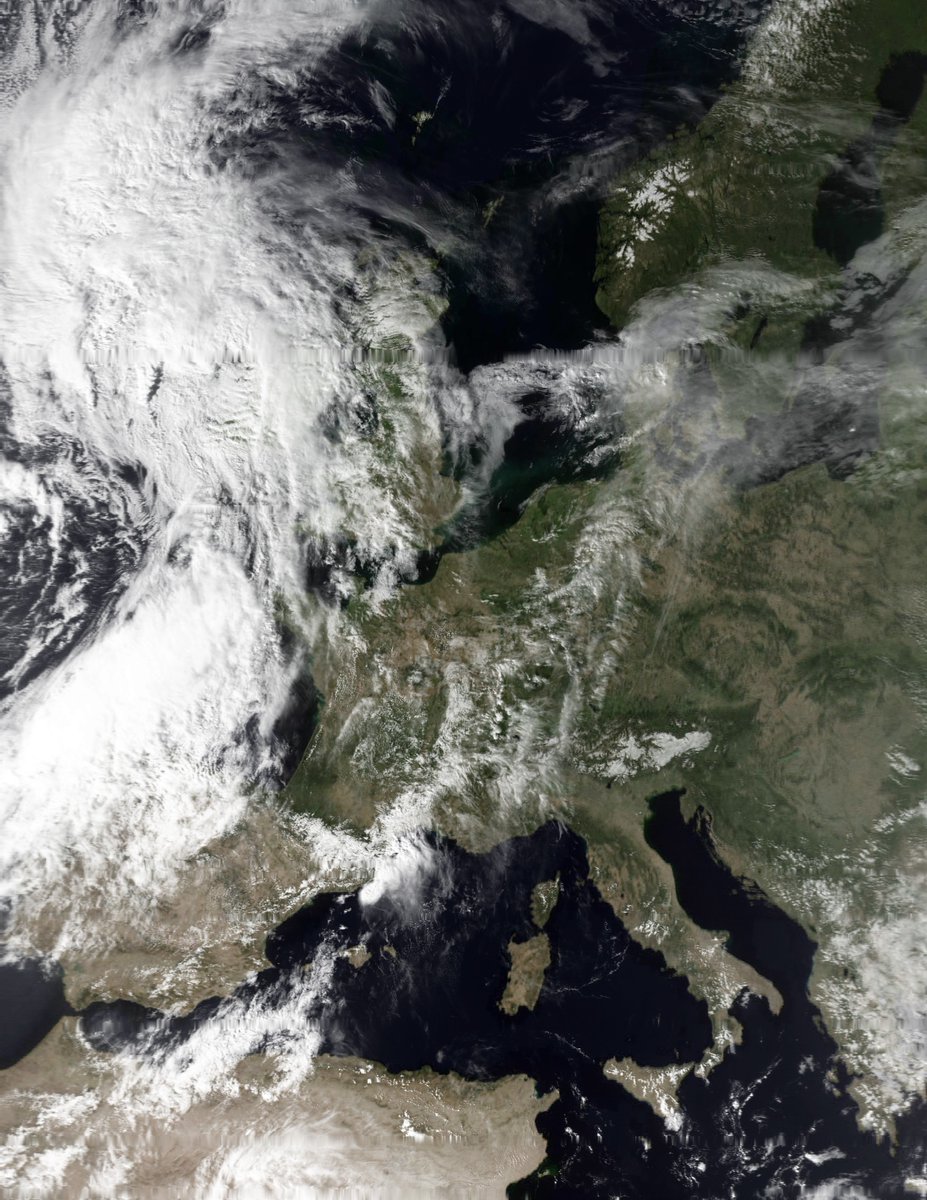 eifelcowboy's tweet photo. #Meteor Mn 2-4 https://t.co/QJgHa6csV0