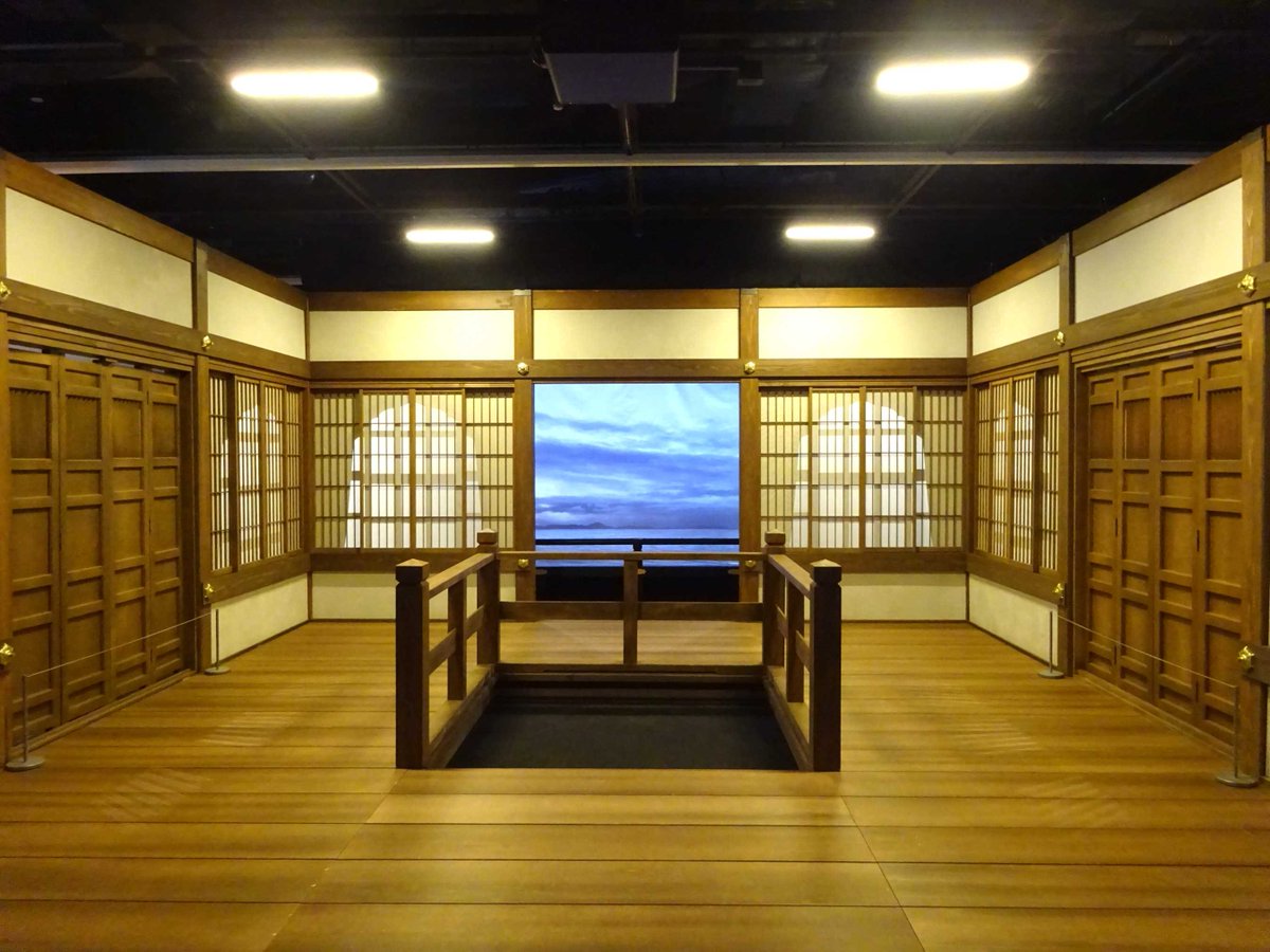 sumera55584830's tweet photo. 江戸東京博物館で開催の「豊臣兄弟」展を見学😊
大河ドラマで紹介された古文書などが展示してあるほか、大河ドラマ使用した長浜城天守も再現してありました🏯
貴重な文化財に触れることができ満足でした👍 https://t.co/Q7FDkQv74h