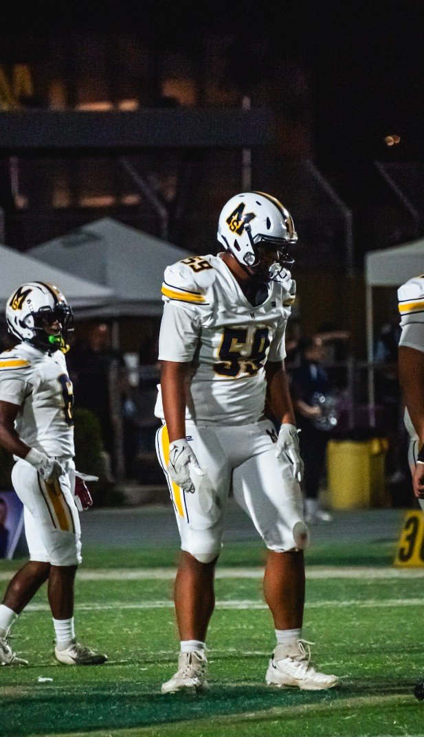 sione_finaut's tweet photo. Week 0–5 Mid-Season 

6’6” • 310 lbs • OT • 3⭐️
No sacks allowed~27 Pancake Blocks!
Scrimmage film included!

#C02027 #OT @MaryStarfball @tylersestich @CoachDowty @adamgorney  @GregBiggins @TheUCReport @MikeRoach247

https://t.co/sg7CIdl67t… https://t.co/vYgZFl6VFm