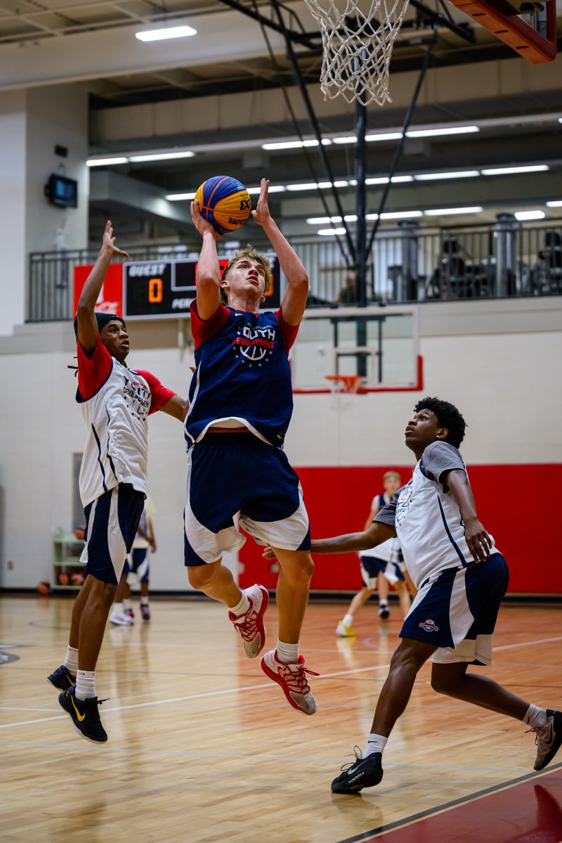 USABYouth's tweet photo. We've been bringing 3x3 basketball to the southeast through USA Basketball’s Open Court program!

Halfcourt competition in our 3x3 league format, where skills grow, confidence develops &amp; decision-making thrives! https://t.co/QeR6agt5uL