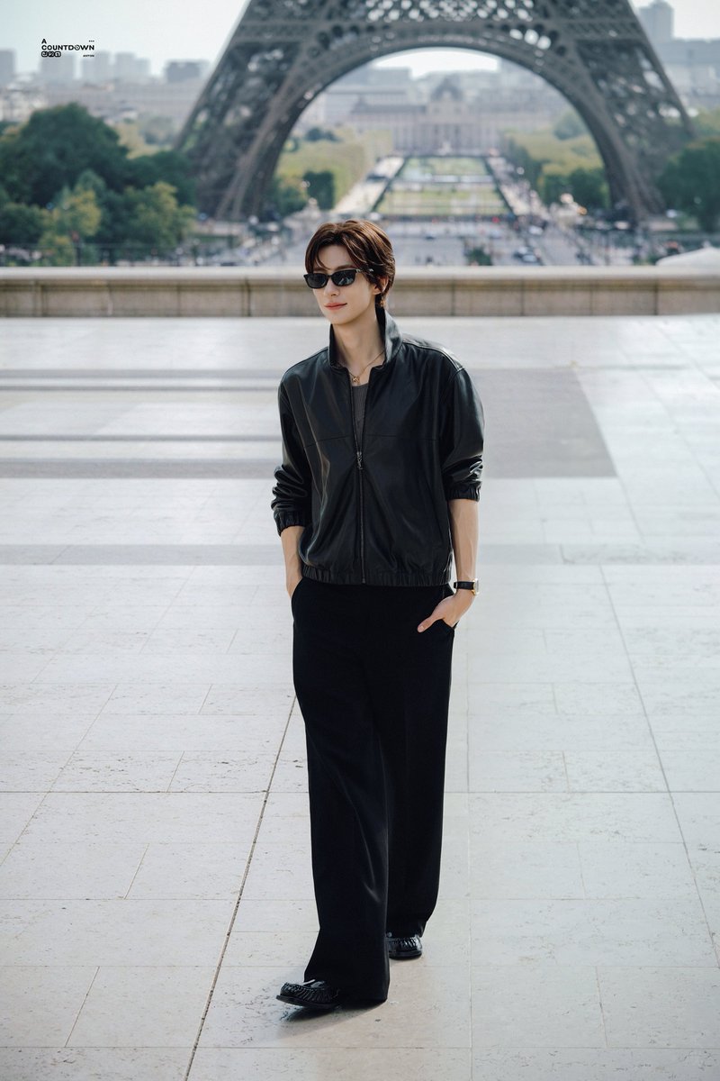 ACOUNTDOWN321's tweet photo. 260929 Paris in September

#ANTON #앤톤 #찬영 #RIIZE #라이즈 #ANTONxSaintLaurent https://t.co/tCA24AEnDn