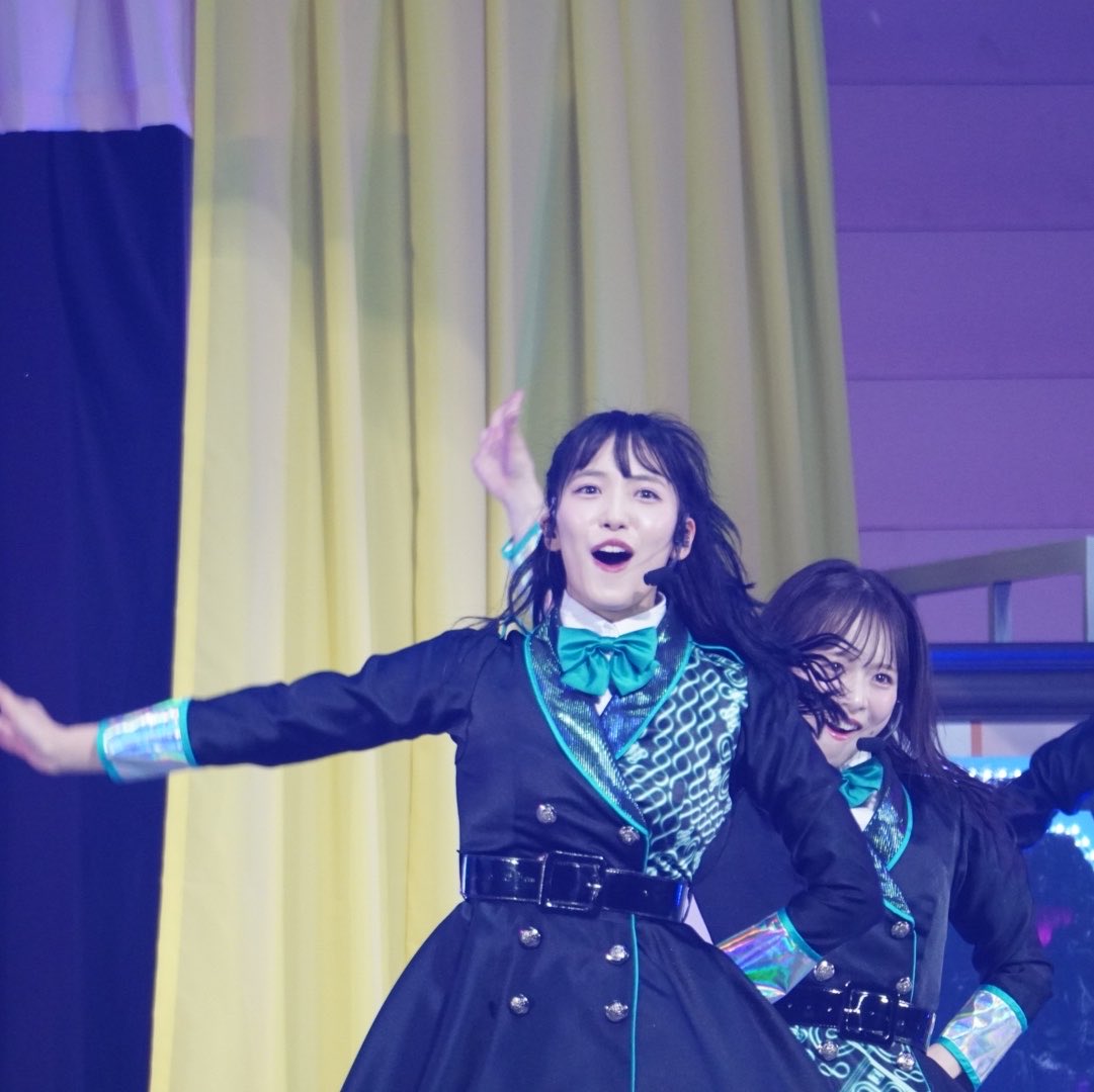 s_pan__'s tweet photo. この髪型でこの衣装のスタイリング好きすぎてる
何度も見てる🙈 
#下尾みう 
#AKB48
#AKBサンコンコン https://t.co/Gv2n3z7TnT