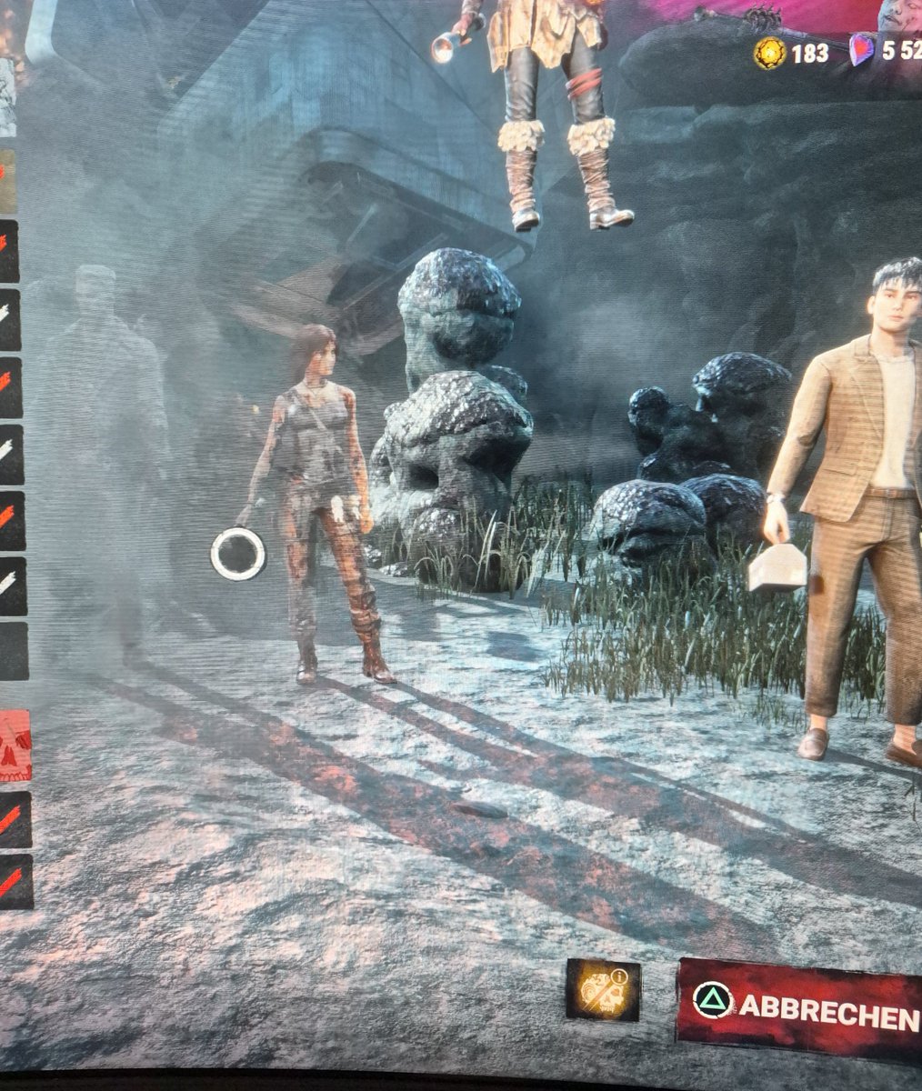 seoulmate_exe's tweet photo. Heule. 
Da spiele ich mal nach 2 Monaten wieder Dead by Daylight und eine hängt da oben ab 😭😂 https://t.co/uQIjFxKEUi