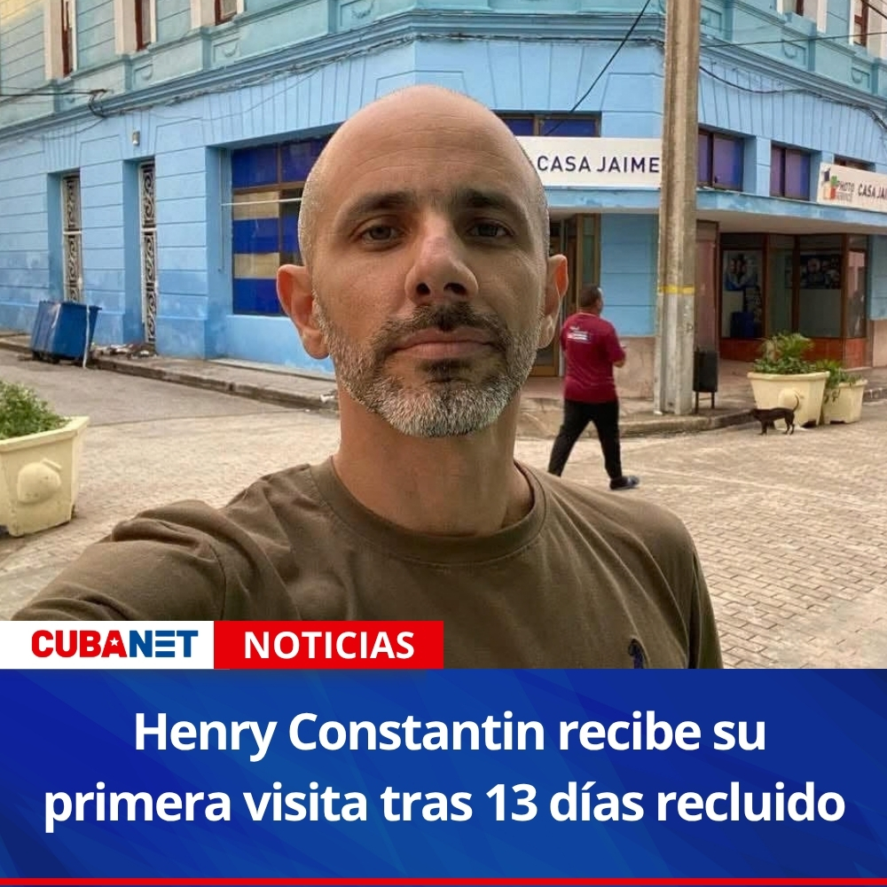 CubanetNoticias's tweet photo. 🚨 Henry Constantin recibe su primera visita tras 13 días recluido

El periodista independiente Henry Constantin recibió su primera visita en prisión después de 13 días recluido, según informó La Hora de Cuba, medio que dirige.

Su novia, la periodista Alejandra García, pudo verlo este lunes 28 de septiembre en la prisión Kilo 7, ubicada en el reparto Albaisa, en Camagüey. El encuentro se extendió durante más de dos horas y media, entre las 10:10 de la mañana y las 12:40 de la tarde.

“Agradezco a quienes se han preocupado por mi familia y permanezco tranquilo”, expresó Constantin a través de García, quien también pudo entregarle alimentos y otras pertenencias.

Mientras Constantin permanece encarcelado, su abogada intentó solicitar una variación de la medida cautelar, pero no pudo realizar la gestión porque el instructor del caso no se encontraba disponible.

También se conoció que el habeas corpus presentado a favor del periodista no fue admitido. Según explicó el presidente del Tribunal Provincial Popular de Camagüey, la decisión fue adoptada dentro de los términos legales. Constantin deberá ser notificado y, a partir de ese momento, dispondrá de 72 horas para presentar otro recurso si no está de acuerdo.

El periodista pasó inicialmente por Villa María Luisa antes de ser trasladado a Kilo 7 y está acusado del supuesto delito de desobediencia. La Hora de Cuba volvió a exigir su liberación inmediata, así como garantías procesales claras y celeridad en la resolución de su caso.