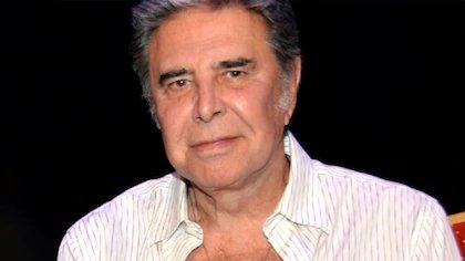 mauroszeta's tweet photo. 🚨 ESTAFARON AL ACTOR JORGE MARTÍNEZ CON UN FALSO PREMIO EN NOMBRE DE TEMU COMO COMPRADOR DEL MES
- Obtuvieron datos de su cuenta y se la vaciaron.
- También sacaron créditos en su nombre.
- También fue estafado por falsos inversores. https://t.co/lOPqe00Jlx