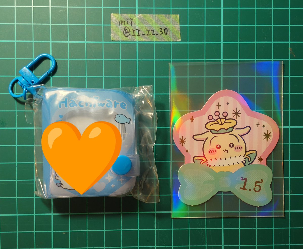II_ZZ_30's tweet photo. コレクトブックキーホルダー　ハチワレ〆

【交換】
ちいぽけ 購入特典 おほしさまカード

譲：うさぎ

求：同種 シーサー

郵送希望です。
よろしくお願いいたします🙇‍♀️ https://t.co/xlgbRDUWmv