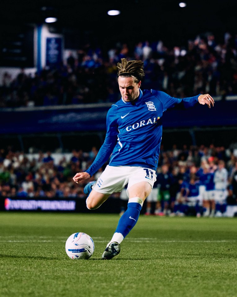 BCFC's tweet photo. The Club can confirm that following Kanya Fujimoto’s departure earlier this month, Scott Wright has now been added to our 25-man squad list. https://t.co/HDt6Liwp48