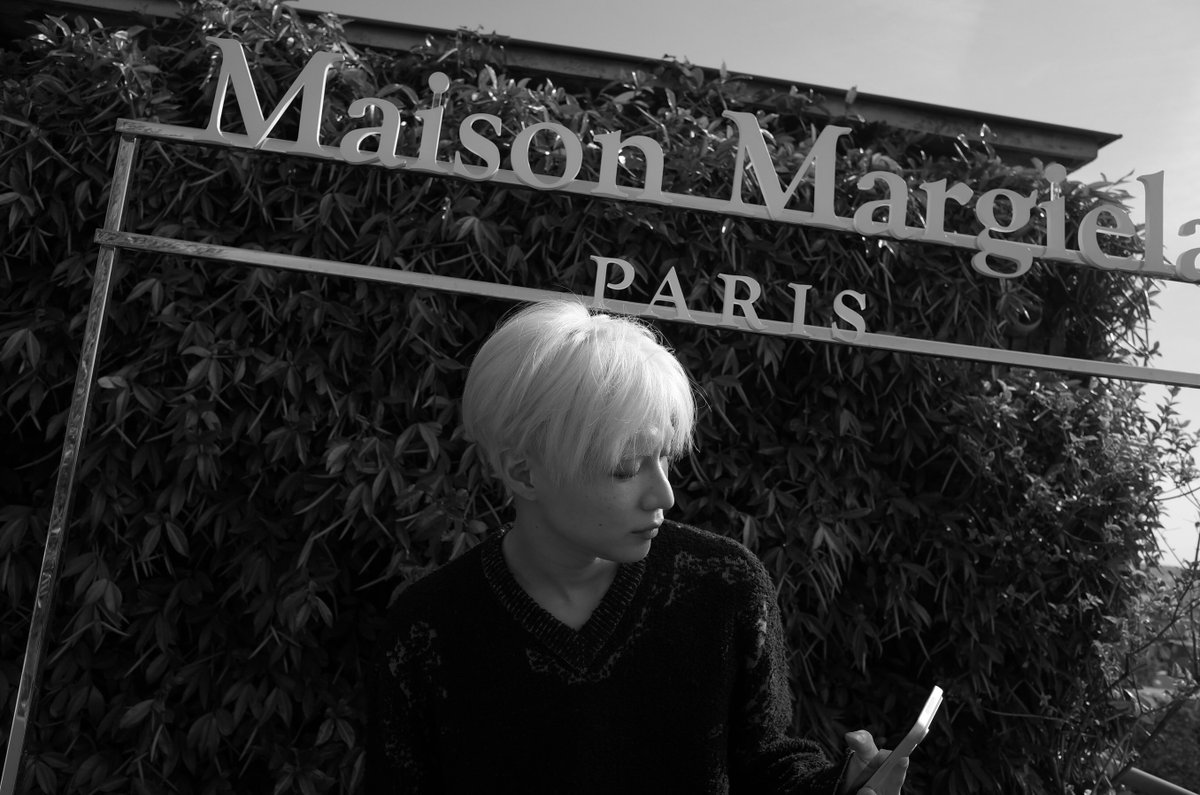 kin_718's tweet photo. xoalsox IG 
☁️🪽🤍
#태민 #TAEMIN
#TAEMINxMaisonMargiela
#TAEMINxMaisonMargielaSS27 https://t.co/2kLWEZIWfV