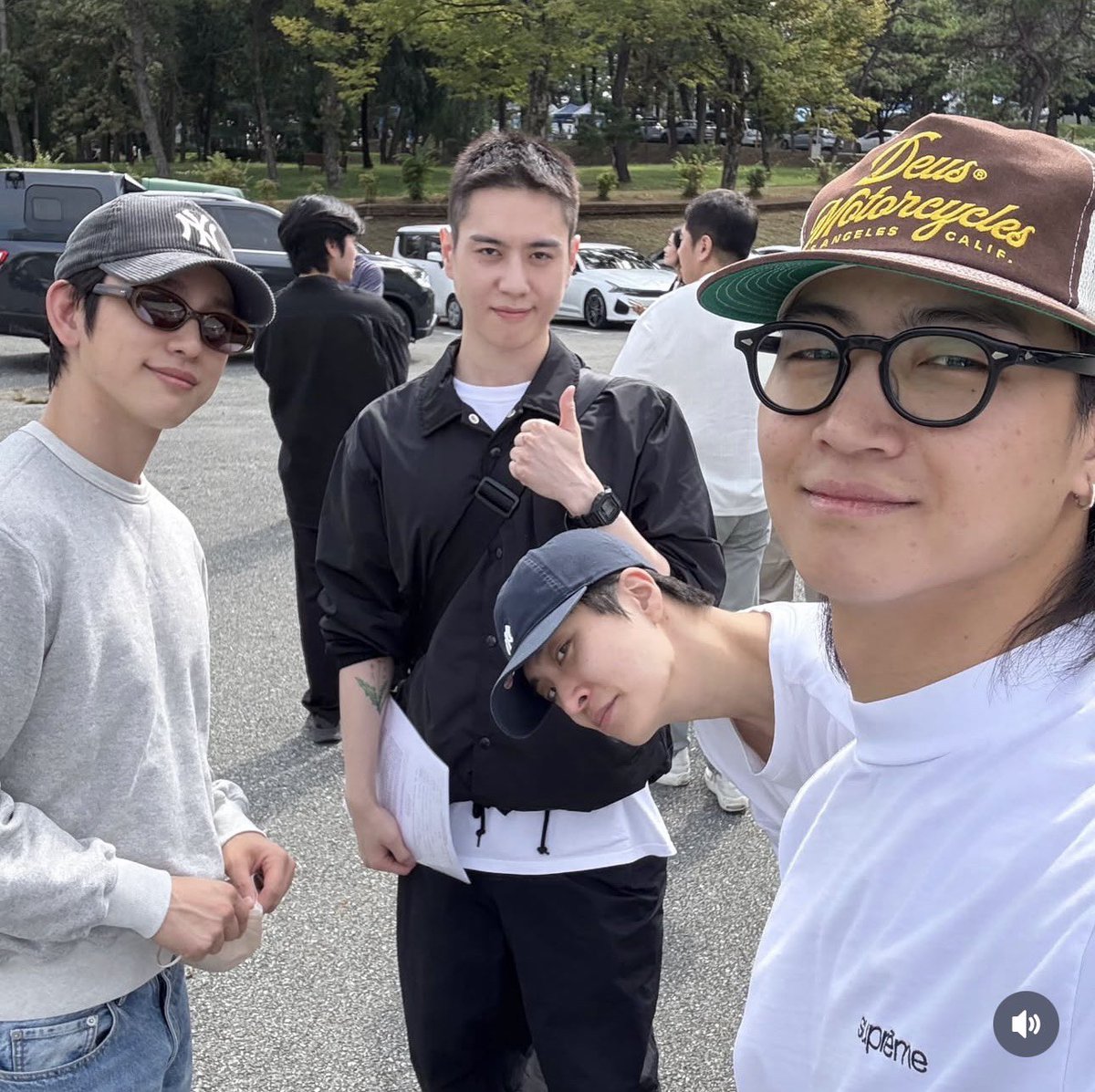 KimPunChu_'s tweet photo. น้องคยอมรับราชการทหารครบ 1ปีแล้ว!!! ไวมากกกกกกก อีกแค่ 180วัน (6เดือน) เจอกันคับลูก คิดถึงมากกกก 💗💛😘 @yugyeom #Yugyeom #GOT7 https://t.co/HP2yXuGEHV