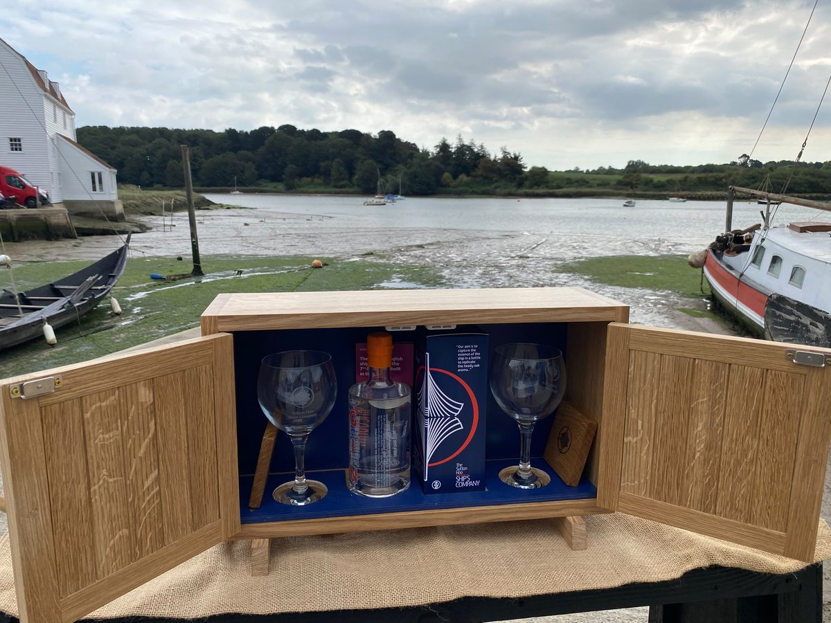 SaxonShipCo's tweet photo. WIN a cabinet handmade from Sutton Hoo Ship oak, the FIRST Sutton Hoo Gin, a second bottle, engraved glasses, coasters & a private tour for 6!
Tickets £5 at the Longshed or https://t.co/LEtFi2Zbze
#SuttonHooShip #SuttonHoo #ExperimentalArchaeology #AngloSaxon https://t.co/jyYZVcsJPU