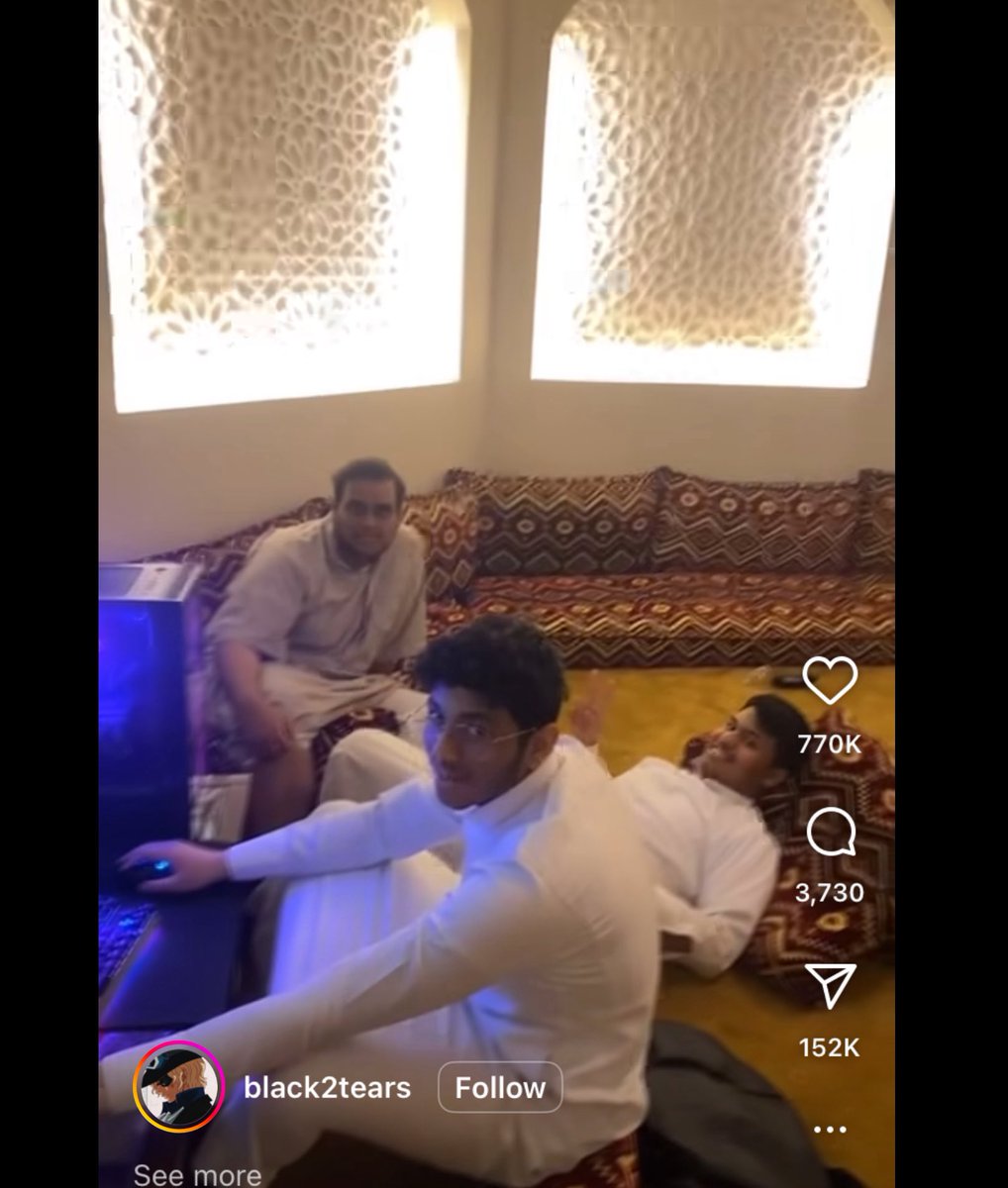 Astreazy's tweet photo. @kmomk5 @doctoradeel3 @IAmanhere Nooo we no black me white rapist arab! https://t.co/Zu1n2jYGQr