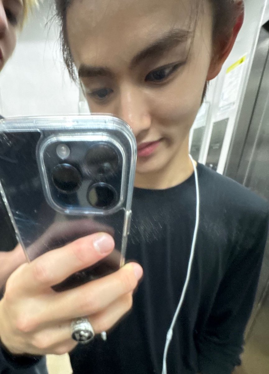 keomsamnida tweet picture