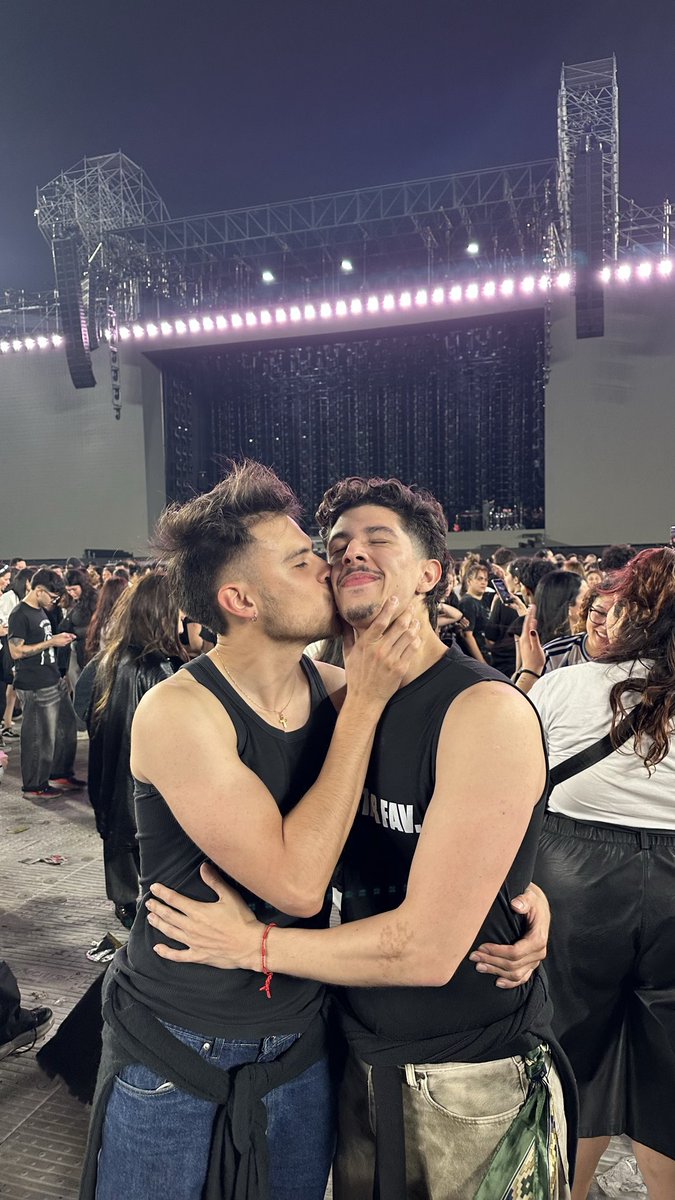 santiferrarii's tweet photo. Bueno chicas, me puse de novio en Lali❤️‍🔥 https://t.co/1DxPyrvtaT