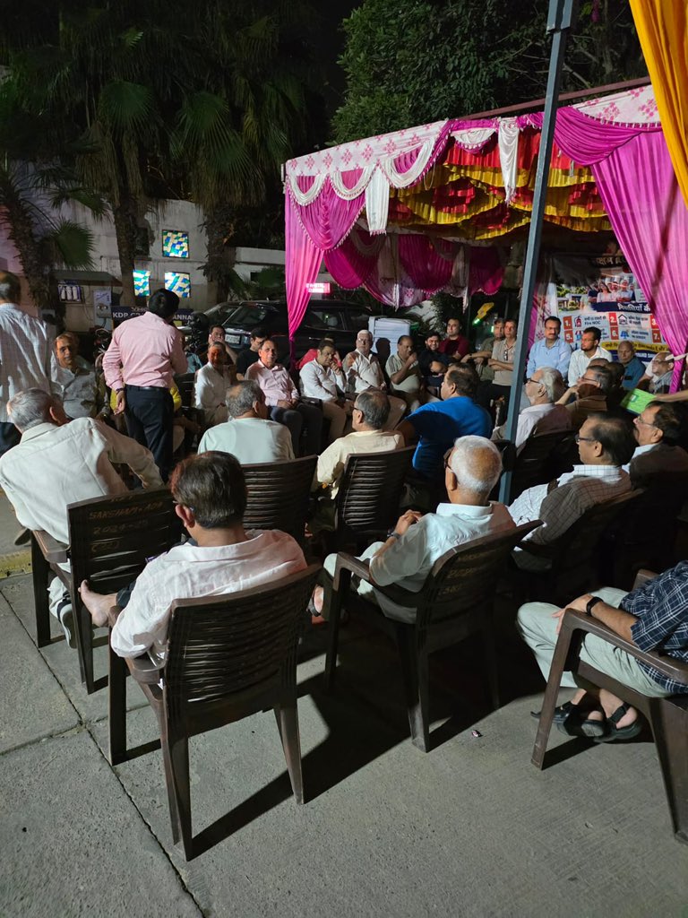 rajen1077's tweet photo. Today is 12th day peaceful protest against @gdagzb #GDA #VCGDA why still action not taken against builder . Request @UPGovt @myogiadityanath @myogioffice @narendramodi @PMOIndia @Dharmen52622471 @RahulBaliyann @Dharmendra55079 @RNextension @OfGzb @rne_residents @dgpup @ANINewsUP https://t.co/INjYV9fCvm