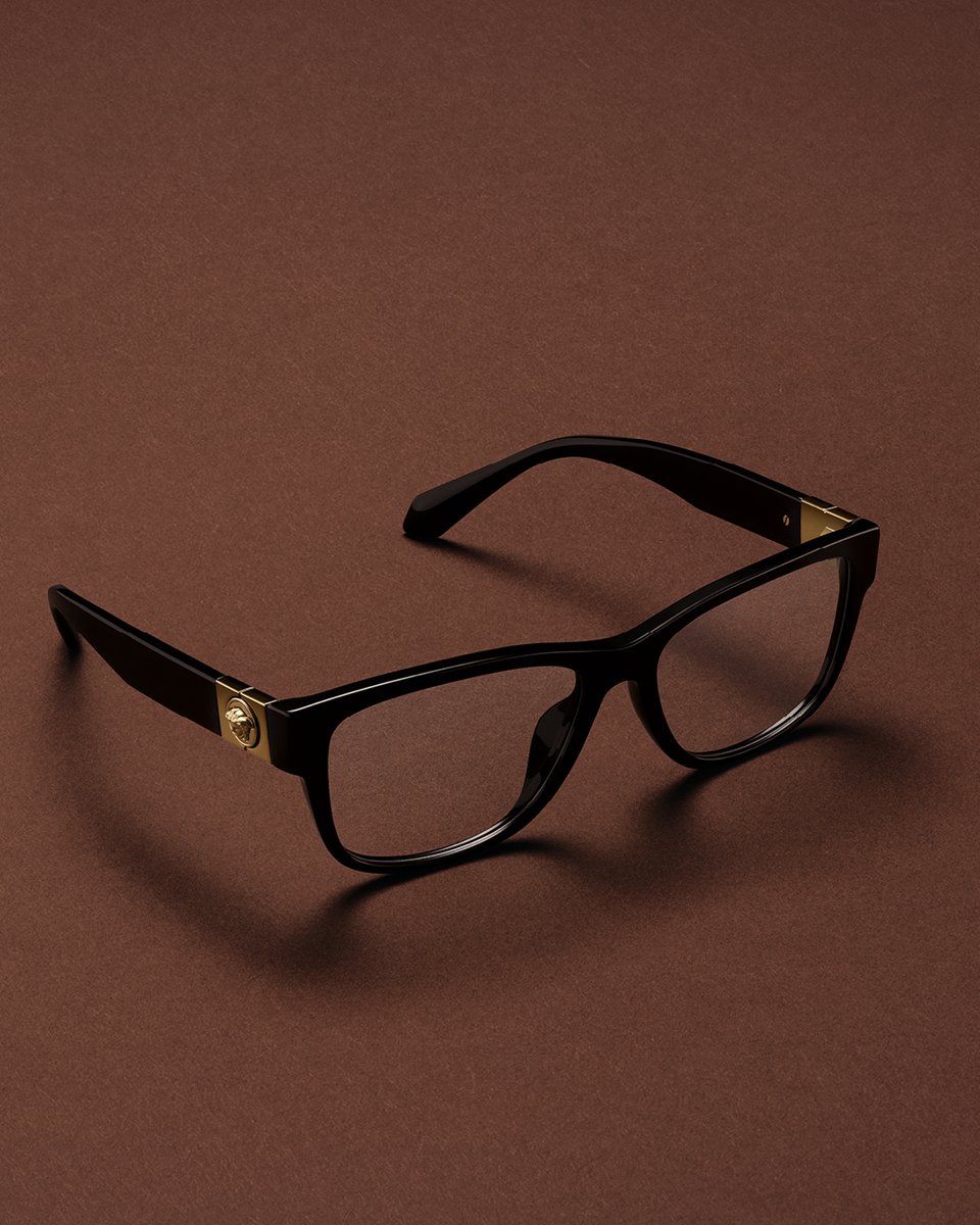 Versace's tweet photo. Versace Fall Winter 2026 eyewear — a study of mood and gesture.

Now available at https://t.co/pJyzt4dpSV https://t.co/Z2mq3zAYjp
