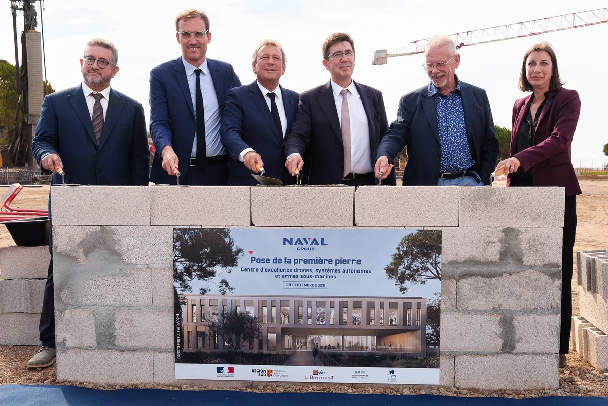 Image de Préfet du Var - #Industrie de #Défense | Pose de la 1ère pierre du centre d’excellence de Naval Group à La Londe les