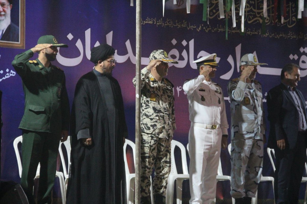 Haj_Adel313's tweet photo. بعضی عشق‌ها تا پای جان ادامه دارند؛ عشق به وطن یکی از آنهاست

#جانفدایان_نوشهر
#جانفدایان_مازندران https://t.co/N6EkJhG8v5