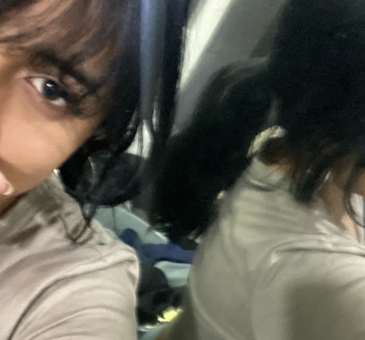 sheysog's tweet photo. mi cabello negro 10/10😍 https://t.co/qDUPG1zKRw