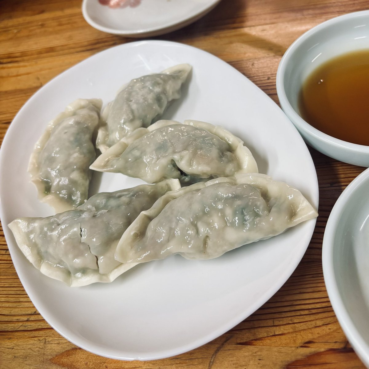 barflyfromhell's tweet photo. オレ史上一位更新。海鮮チヂミ、餃子。

自家製の野菜。キムチも美味かった。可愛らしいママさんがおられる。

小岩　イモネ https://t.co/cpTTHLmEJw
